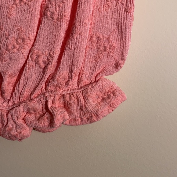 Off-the-shoulder Ruffle Crop Top - Picture 3 of 5